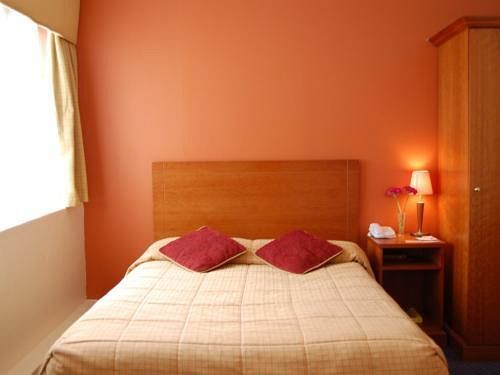 Saffron Suite And Kitchen แซฟฟรอนวอลเดน ภายนอก รูปภาพ