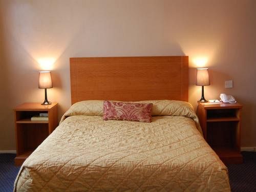 Saffron Suite And Kitchen แซฟฟรอนวอลเดน ภายนอก รูปภาพ