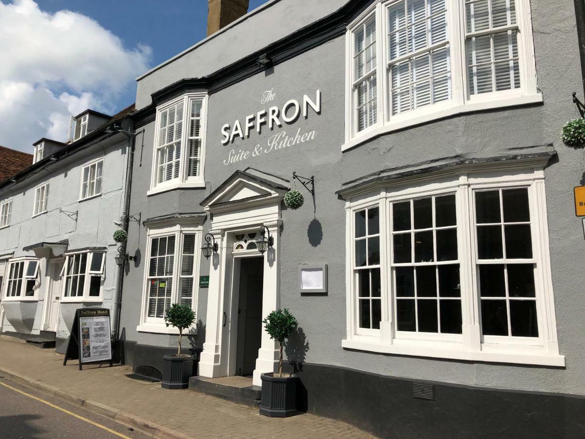 Saffron Suite And Kitchen แซฟฟรอนวอลเดน ภายนอก รูปภาพ